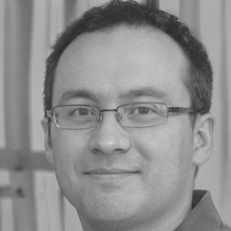 Carlos Mendoza, especialista en inversiones